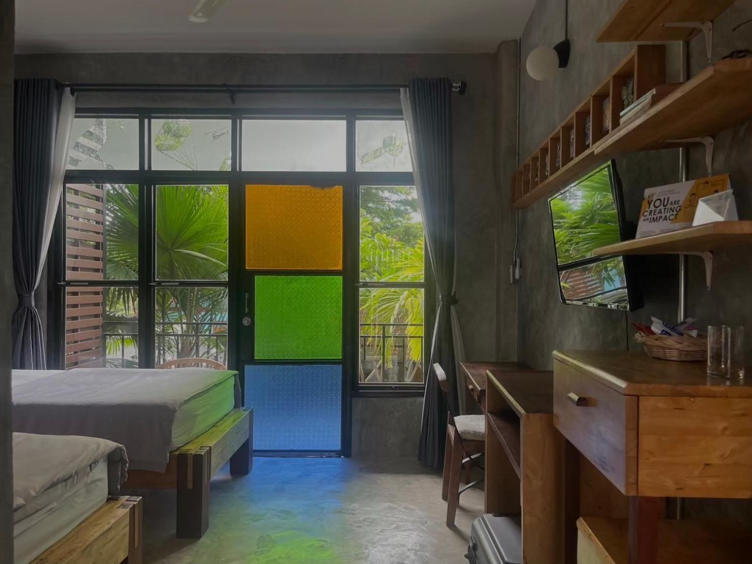 The Picturebook Guesthouse Mae Sot Bagian luar foto