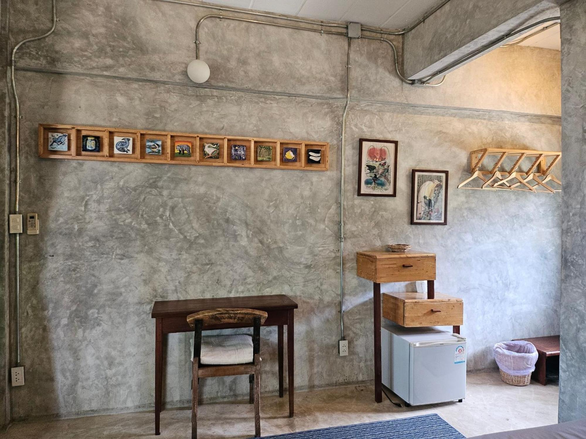The Picturebook Guesthouse Mae Sot Bagian luar foto
