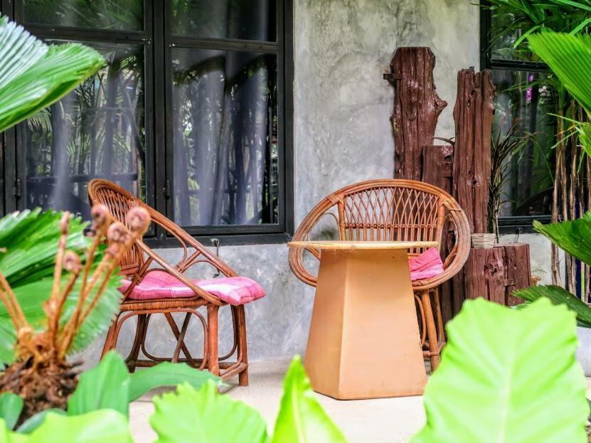 The Picturebook Guesthouse Mae Sot Bagian luar foto